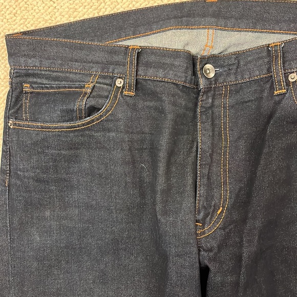 UNIQLO DARK DENIM 38/34 - Picture 1 of 8